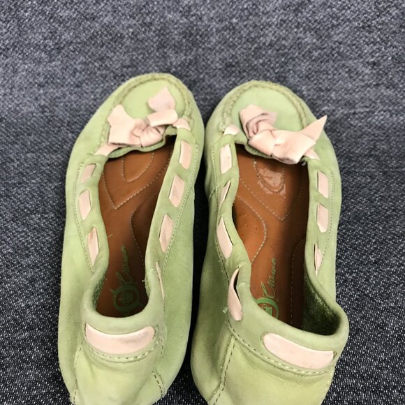 Born Crown Women’s 6.5 Distressed Green Leather Bow Slip On Ballerina Flats - Picture 5 of 8